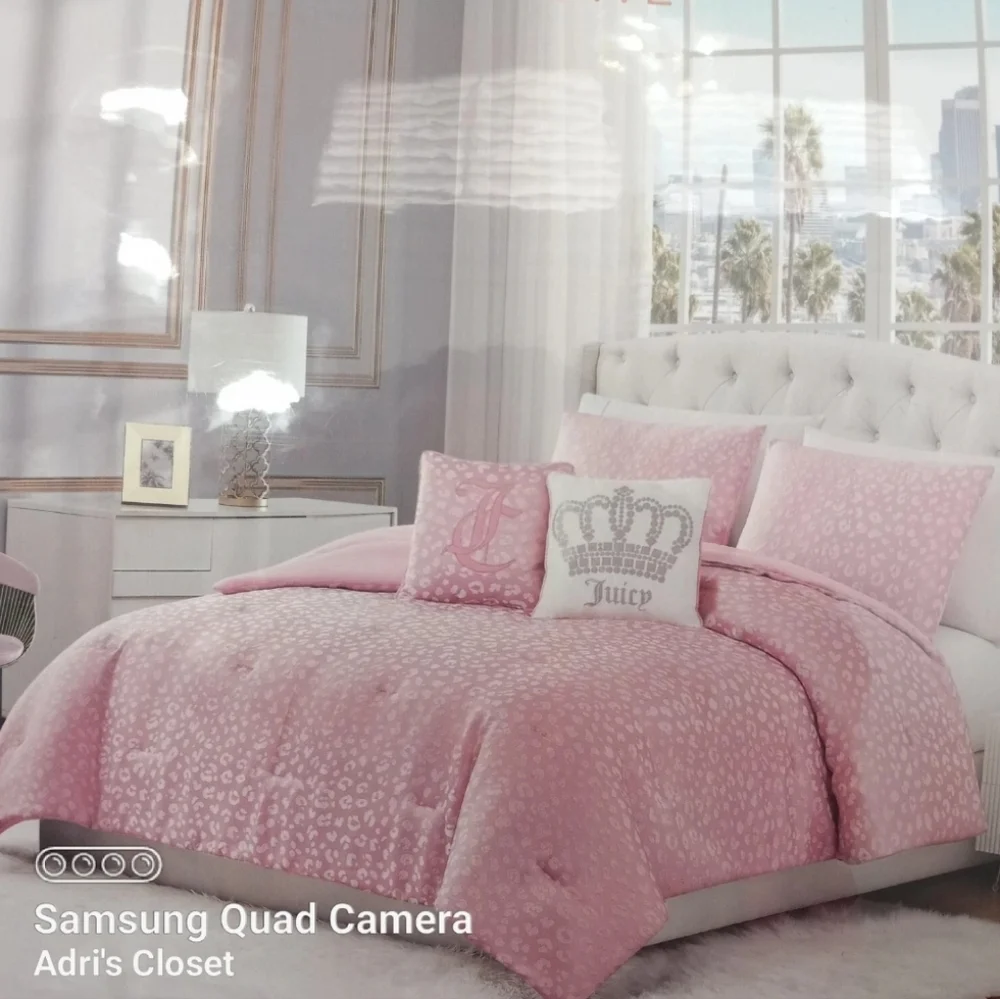 Juicy Couture Rose Collection King Pink Jacquard Animal Print 5Pc Bed Set NWT